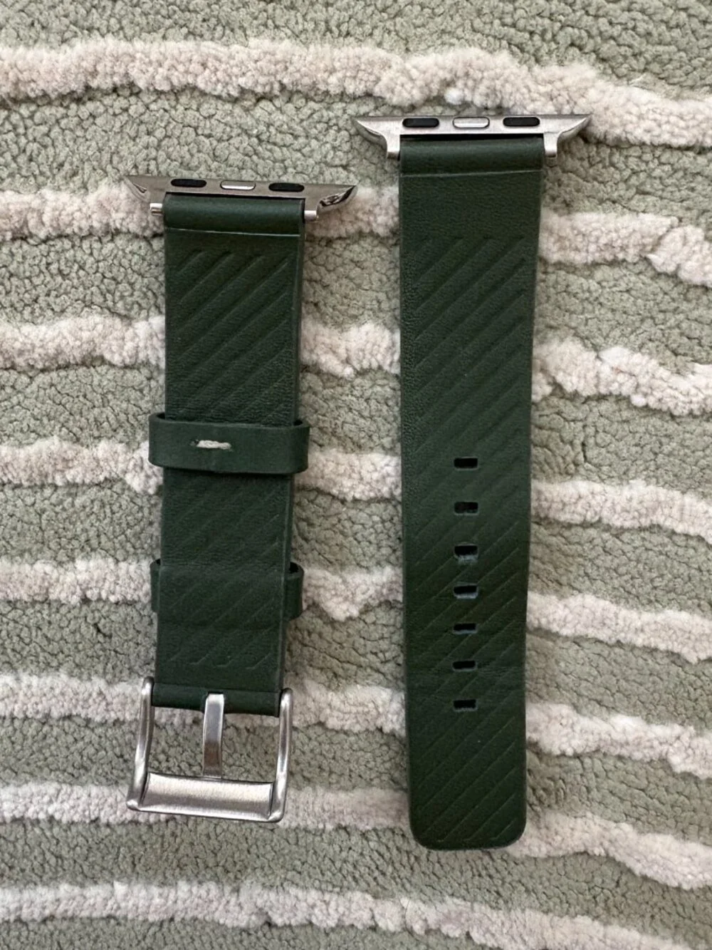 MOMENT Genuine Leather Apple Watch Band - Forest / Olive Green